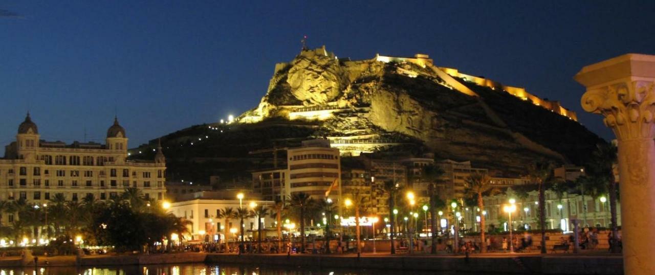 Un Lujo En El Corazon De Alicante Luaran gambar